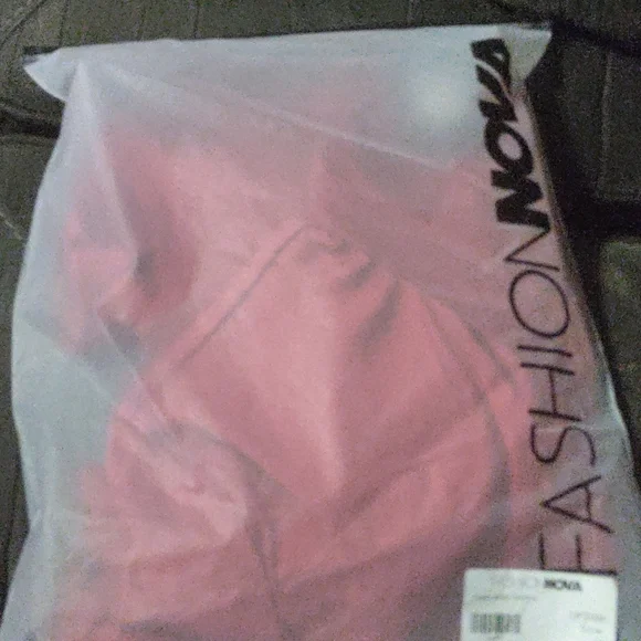 Brand New Fashion Nova Satin Red Jumpsuit 1x - Picture 8 of 9